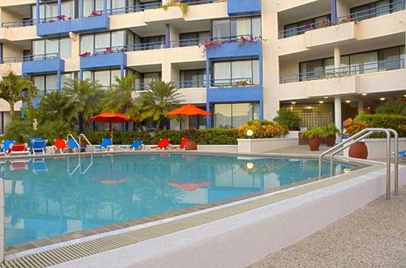 Hilton Vacation Club Royal Palm St Maarten Koolbaai Exterior photo