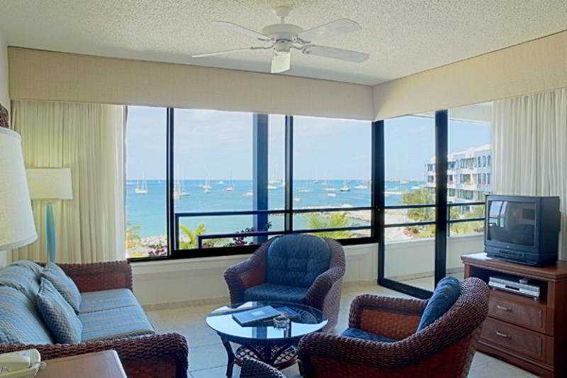 Hilton Vacation Club Royal Palm St Maarten Koolbaai Exterior photo