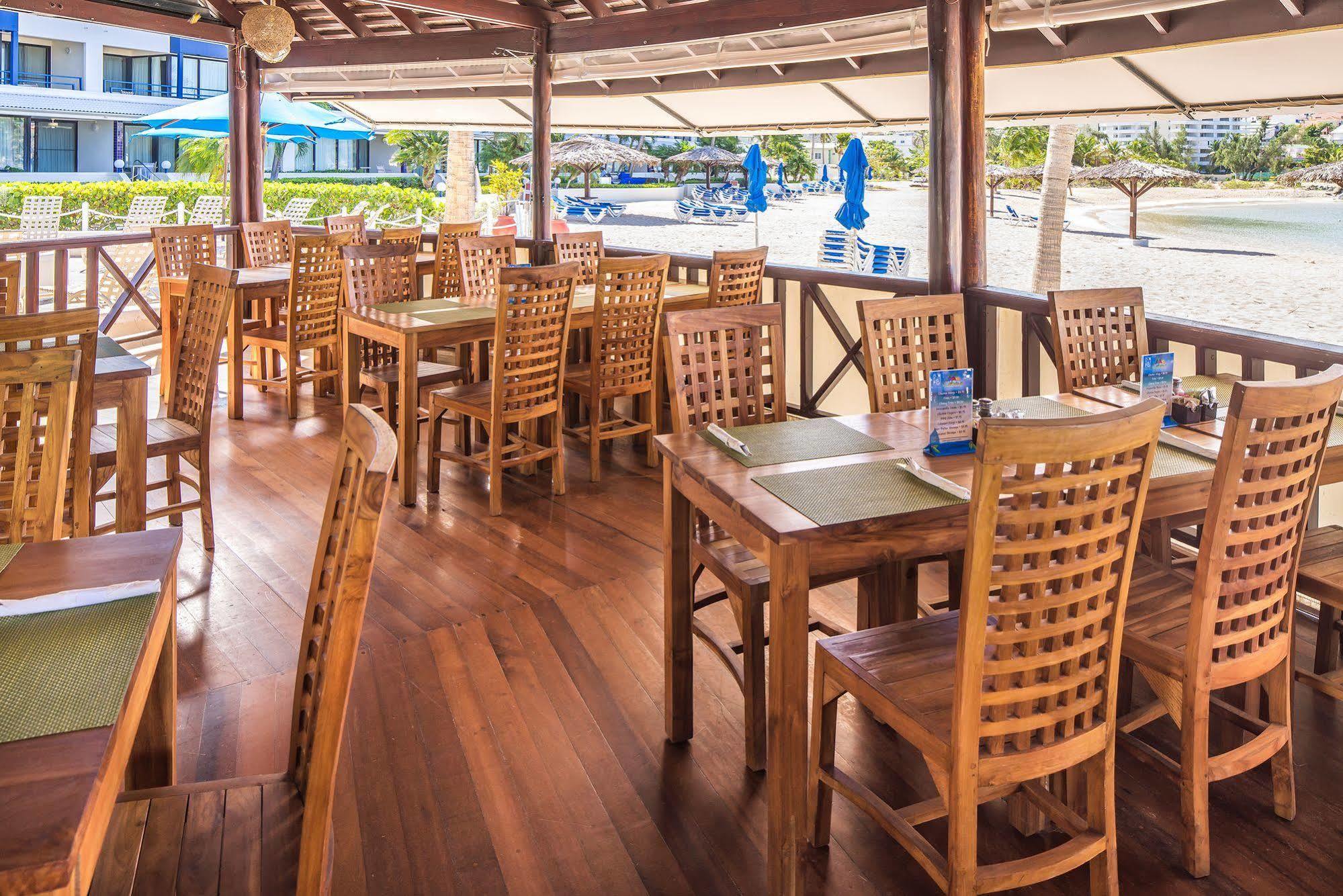 Hilton Vacation Club Royal Palm St Maarten Koolbaai Exterior photo